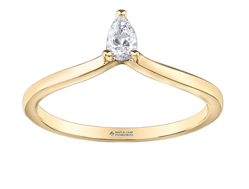 14K Yellow Gold 0.12cttw Diamond Pear Shape Canadian Ring - /