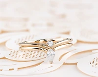 14K Yellow Gold 0.12cttw Diamond Pear Shape Canadian Ring - /