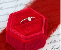 14K Yellow Gold 0.12cttw Diamond Pear Shape Canadian Ring - /