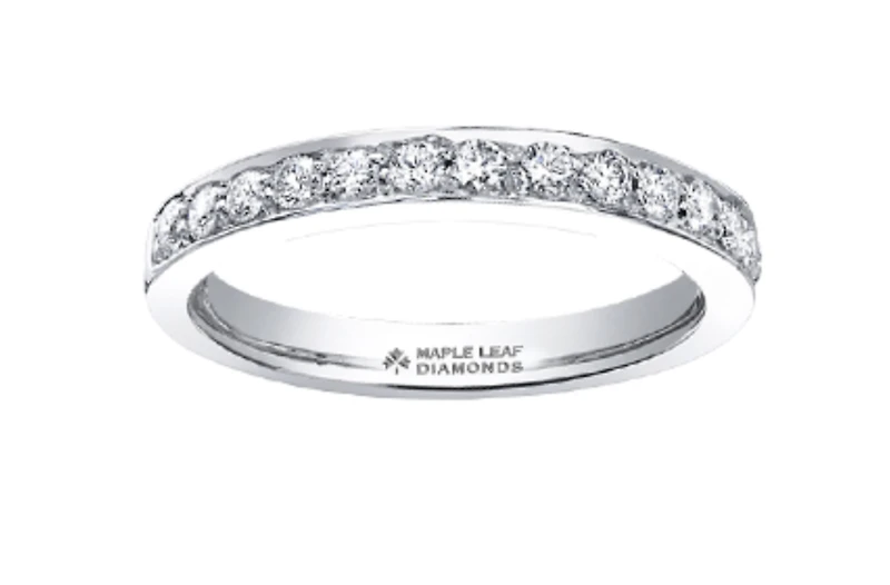 Platinum 0.32-56cttw Canadian Diamond Wedding Band, size 6.5 - 0.32 Carat Total