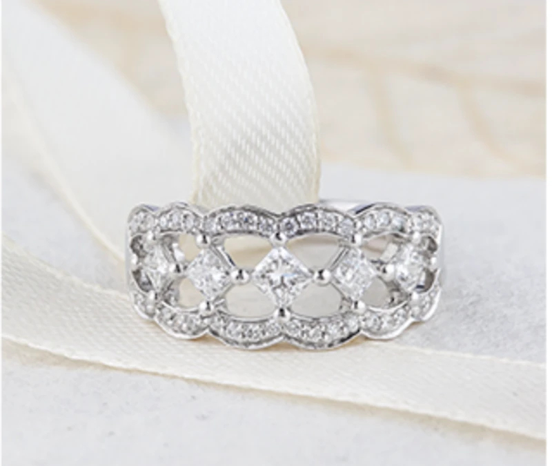 14K White, Yellow, or Rose Gold 0.75cttw Princess & Round Brilliant Cut Canadian Diamond Band