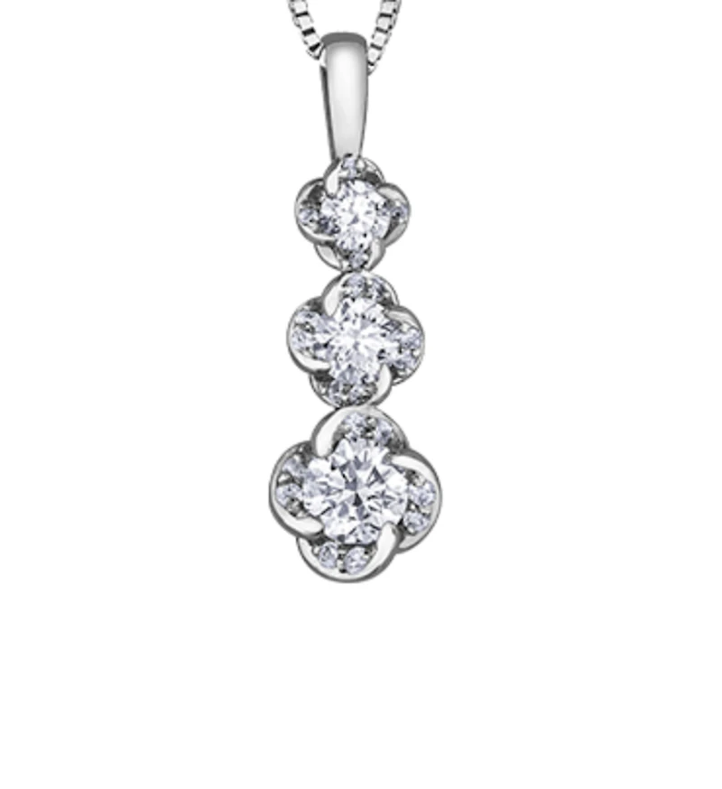 18K White Gold With Palladium Alloy (hypoallergenic) 0.33cttw Canadian Diamond Pendant