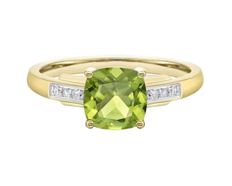 10K Yellow Gold 1.41cttw Peridot and 0.051cttw Diamond Ring - Size 7