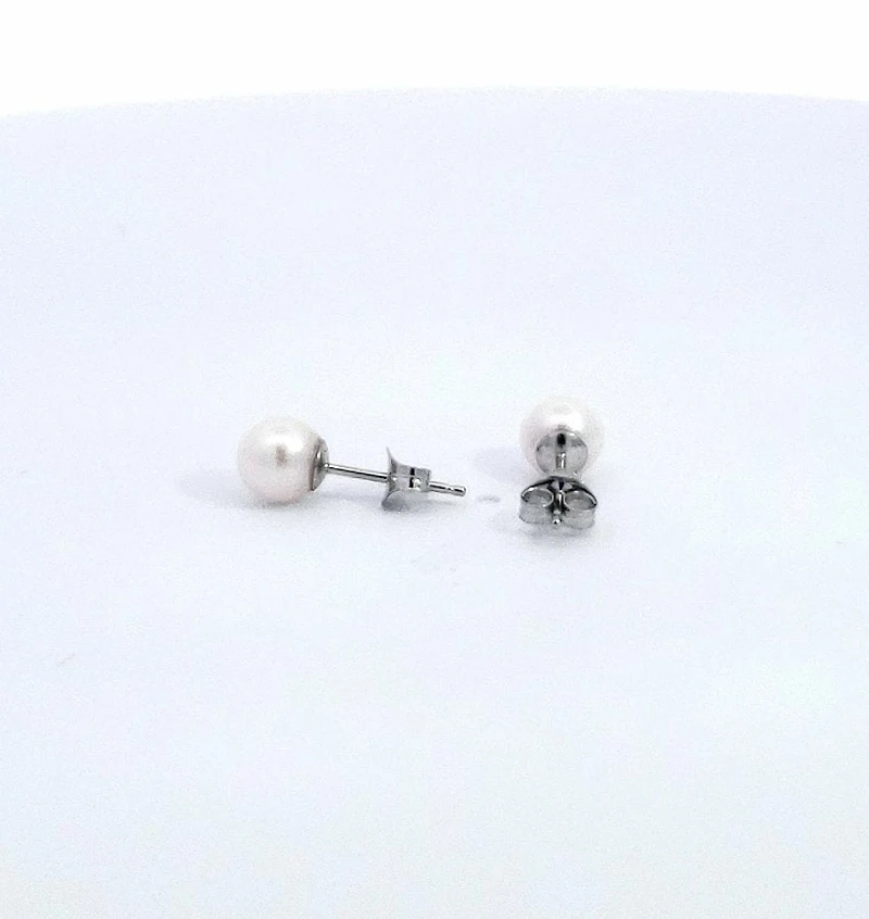 14K White Gold 5-5.5mm Cultured Pearl Earrings with Butterfly Backs