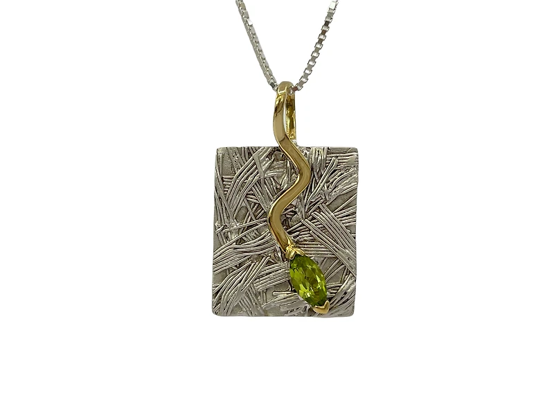 Sterling Silver & 18K Yellow Gold Plated 1.10cttw Peridot Pendant, 18"