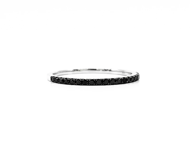 14K White Gold 0.17cttw Black Diamond Ring - Size 6.5