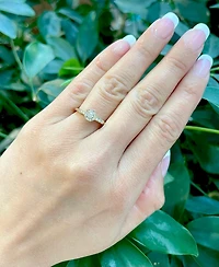 10K Yellow Gold 0.40cttw Canadian Diamond  Halo Engagement Ring, size 6.5 - 6.5