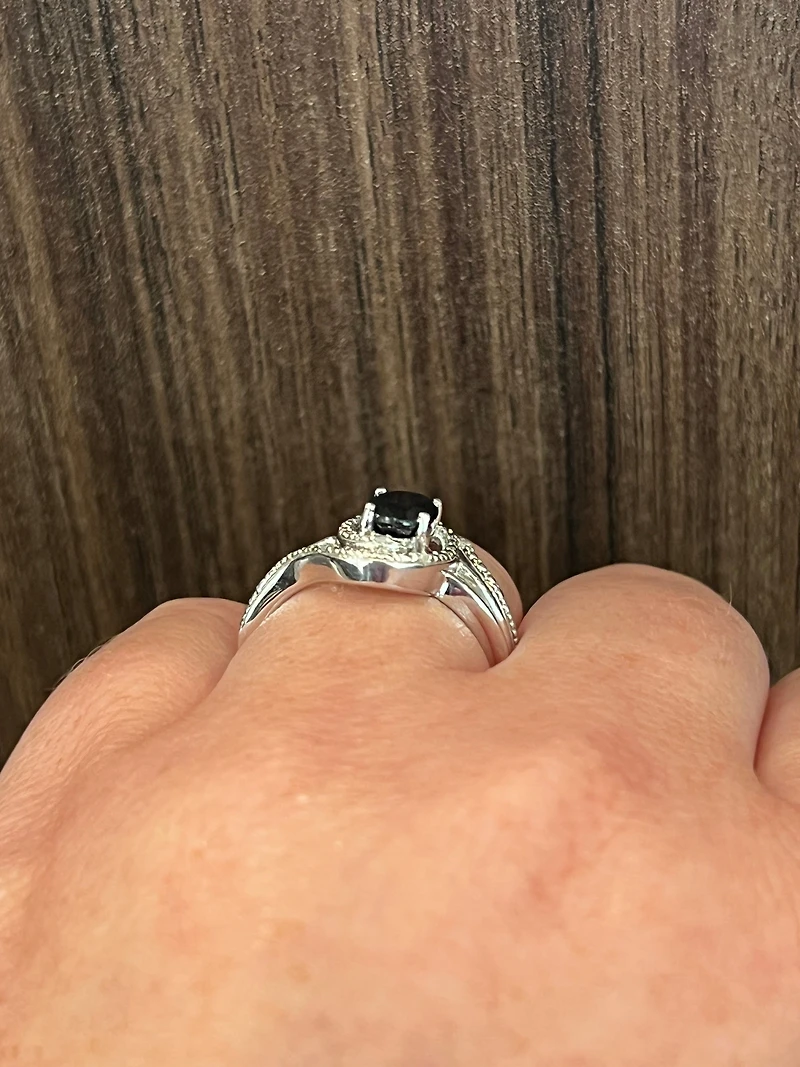 925 Sterling Silver 7 x 5mm Blue Sapphire and 0.03cttw Diamond Ring - Size 6 - 4.5