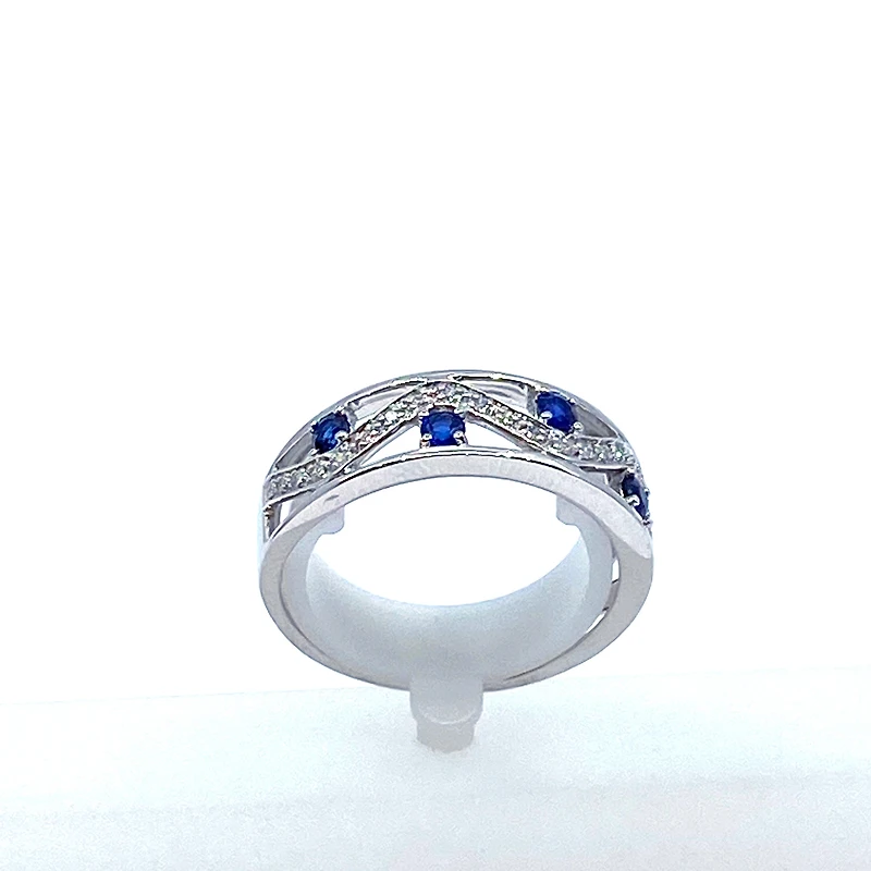10K White Gold Sapphire & Diamond Ring - Size 6.5 - 4.5