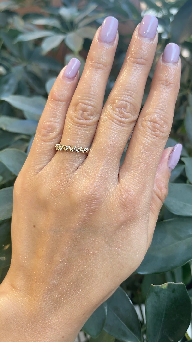 10K Yellow Gold 0.08cttw Diamond Ring