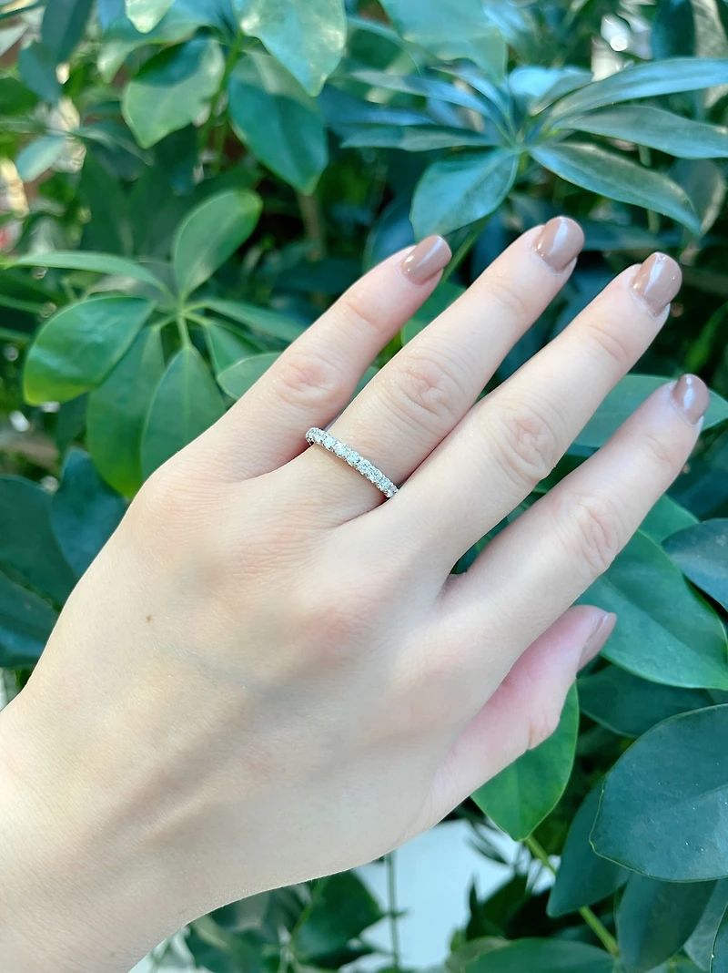 14K White Gold 0.50cttw Lab Grown Diamond Band
