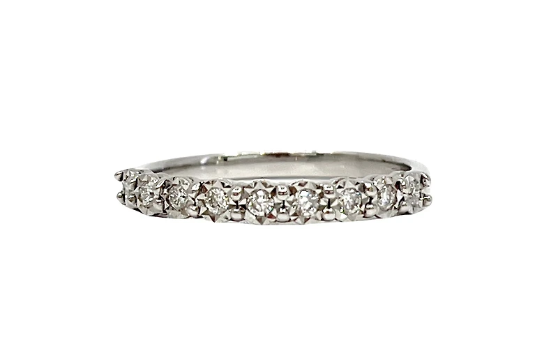 10K White Gold 0.15cttw Illusion Setting Diamond Ring, size 6.5