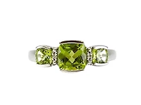 10K White Gold 1.50cttw Genuine Peridot and 0.014cttw Diamond Ring - 4.5