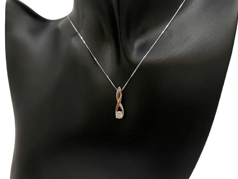 10K White and Rose Gold 0.30cttw Diamond Pendant,  18"