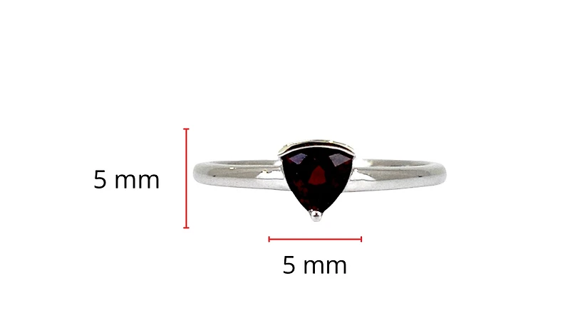 10K White Gold 0.50cttw Genuine Garnet Ring, size 6.5