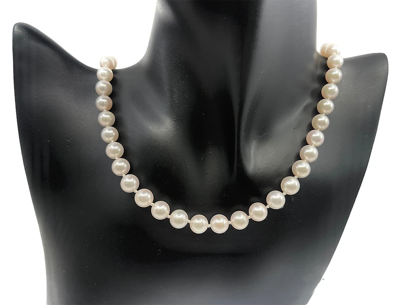 7.5-8.0mm White Cultured Pearl Strand with 14K White Gold Pearl Clasp - 20"