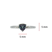 10K White Gold 0.50cttw Trillion Cut Created Alexandrite Ring, size 6.5