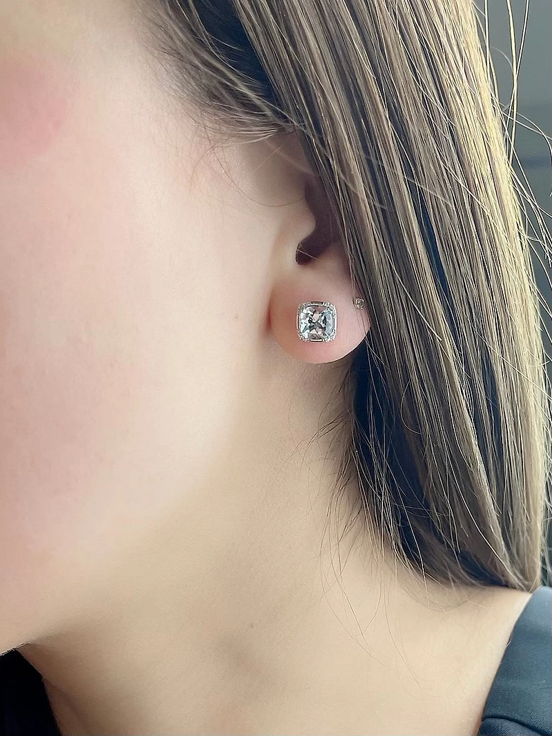 10K White Gold Aquamarine & 0.06cttw Diamond Earrings
