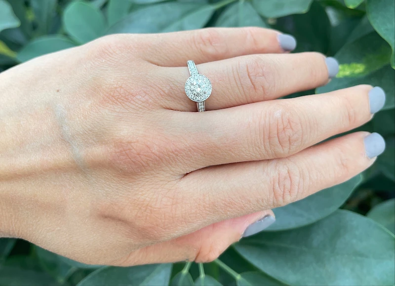 14K White Gold 0.77cttw Diamond Halo Engagement Ring,  6