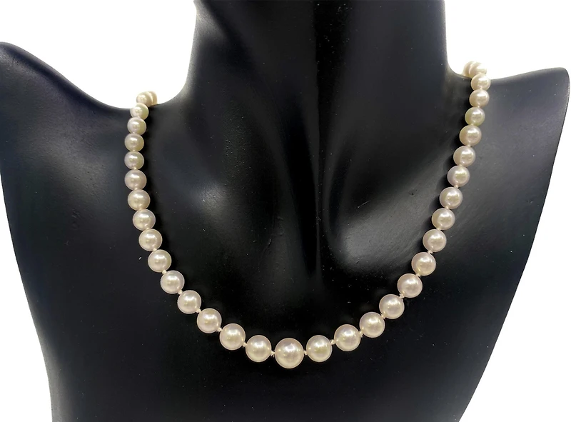 5.5-7.5mm White Cultured Graduated Pearl Strand with 14K Yellow Gold Pearl Clasp - 18"