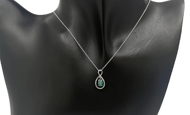 10K White Gold 0.50cttw Australian Opal Doublet Necklace - 18 Inches