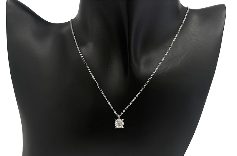 14K White Gold Lab Grown 1.01cttw Round Brilliant Cut Diamond Claw Set Pendant