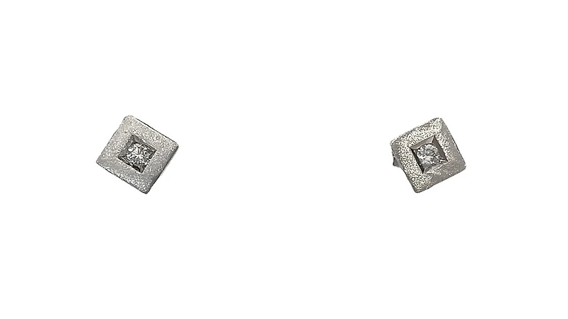 10K White Gold 0.10cttw Diamond Stud Earrings