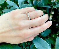10K White Gold 0.15cttw Illusion Setting Diamond Ring, size 6.5
