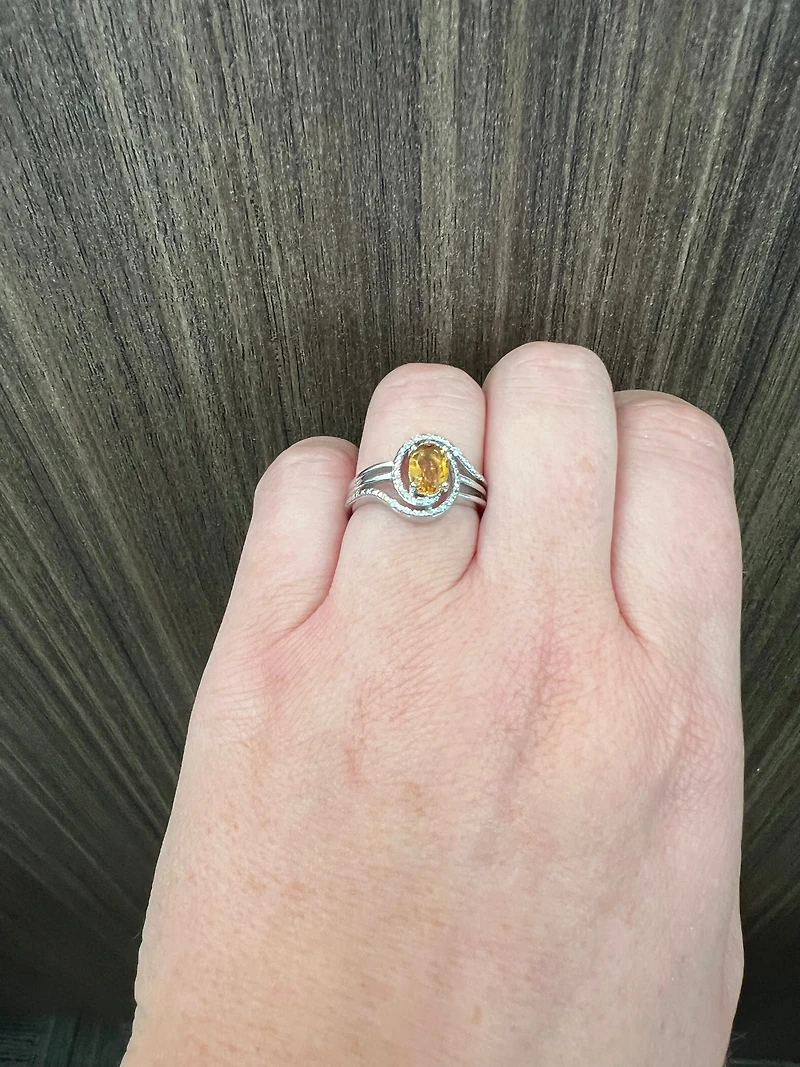 925 Sterling Silver Citrine & Diamond Ring - 4.5