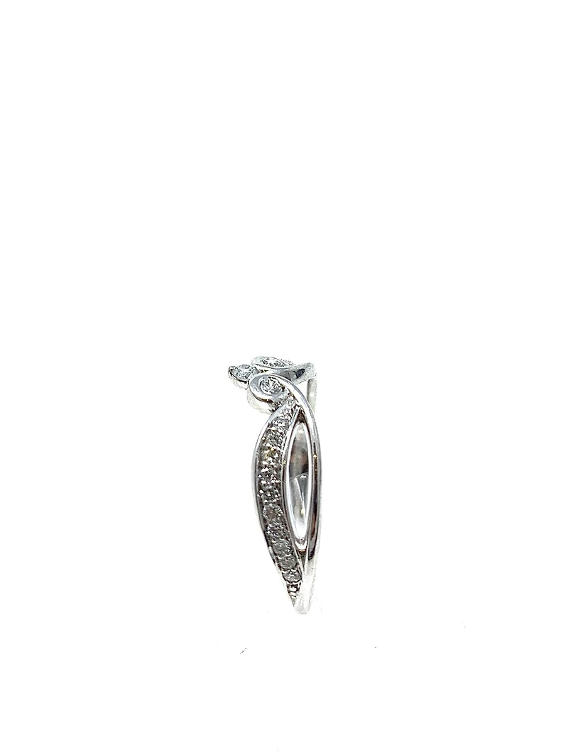 10K White Gold 0.30cttw Diamond Crown Ring, size 6.5