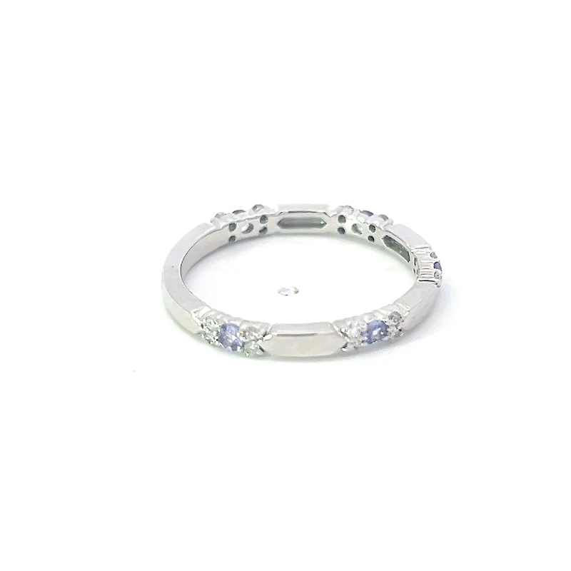 10K White Gold Tanzanite & Diamond Ring, size 6.5 - 4.5