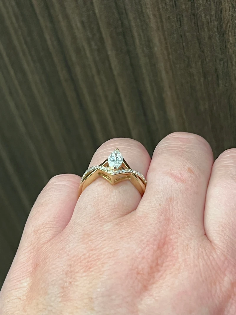 14K Yellow Gold 0.76cttw Marquise Cut Lab Grown Diamond Ring, 6 - / White