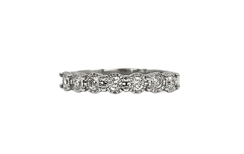 10K White Gold 0.35cttw Illusion Setting Diamond Ring - Size 6.5