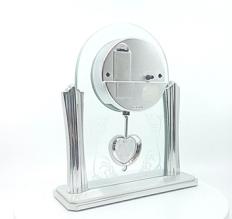 Heart Pendulum Glass Clock