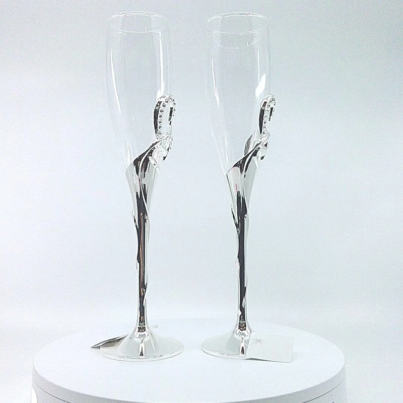 Double Heart Champagne Flutes