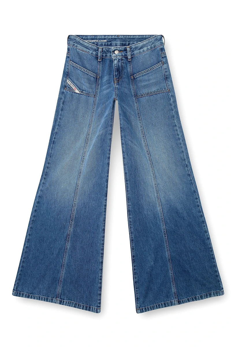 Flare Jeans D-Akii 09M56