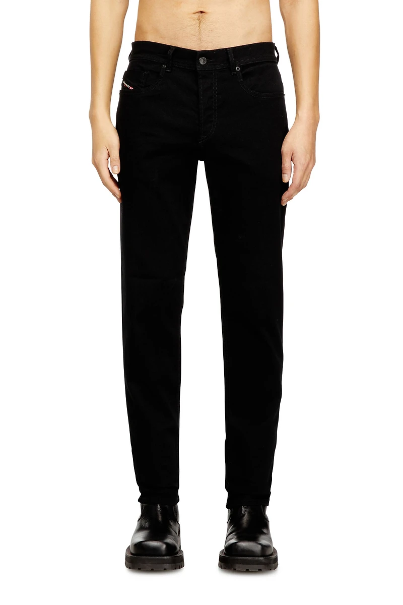 Regular Jeans 2023 D-Finitive 069YP