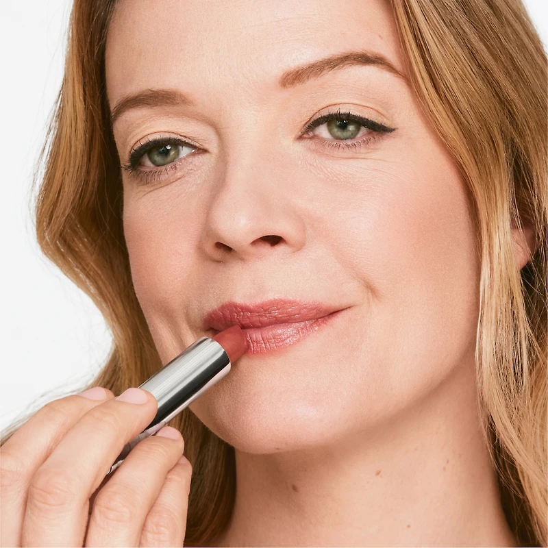 Dramatically Different™ Lipstick Shaping Lip Colour