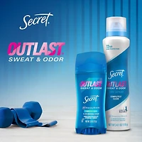 Antisudorifique et désodorisant gel clarté pour femmes Secret Outlast Transpiration et odeurs, parfum Ultra propre, 73 grammes