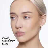 Bronze Booster™ Sun Bronzer Glow Activated Pressed