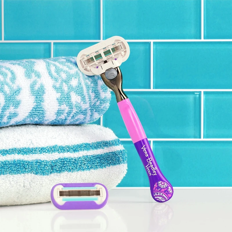 Gillette Venus Vera Bradley Deluxe Smooth Swirl Women’s Razor Handle + 6 Cartridges