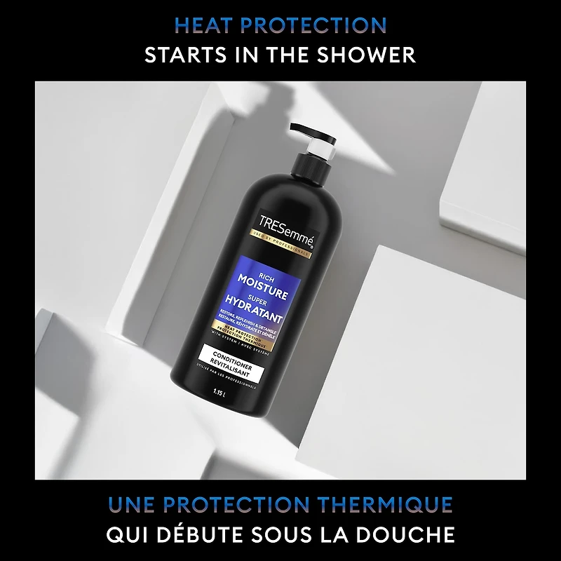 Revitalisant pour cheveux secs et abîmés TRESemmé super hydratant à pompe avec vitamine E 1,15 l