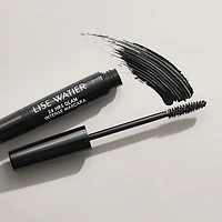 Mascara 24hrs Glam Intense volume et allongeant résistant à l'eau