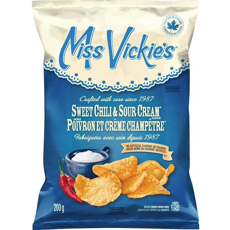 Sweet Chili & Sour Cream flavour kettle cooked potato chips 200g