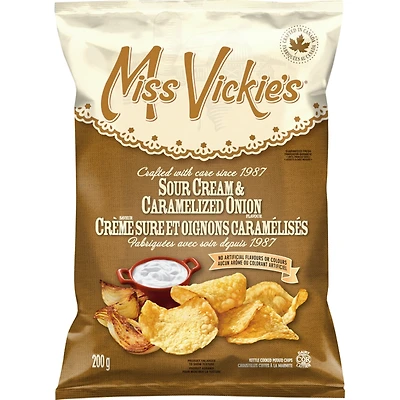 Sour Cream & Caramelized Onion flavour kettle cooked potato chips 200g