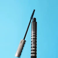 Skylimit Extreme Length Mascara Blackest Black enriched with carnauba wax