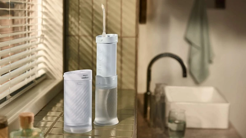 Sonicare Compact Flosser 1000, Purple, HX3333/23