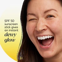 Olay Daily Glow Kit, Skincare Gift Set, 3pc, Face Cleanser, Face Moisturizer with SPF, SPF Sun Stick