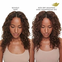 Shampooing à sec pour un soin entre les lavages Dove Revigorant formule légère 142 g