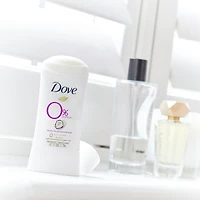 Désodorisant Dove 0 % d'aluminium Noix de coco et jasmin rose protection antibactérienne contre les odeurs 74 g